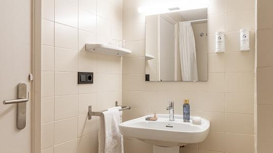 Economy double room