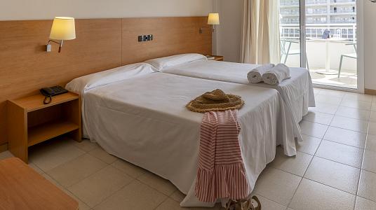 Standard double room