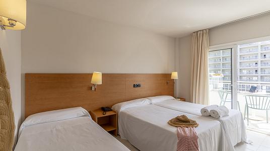 Standard double room