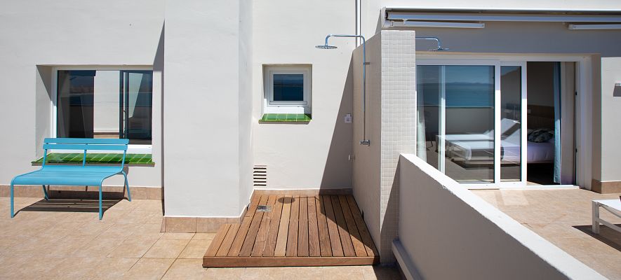 Penthouse double room Side-facing with a terrace