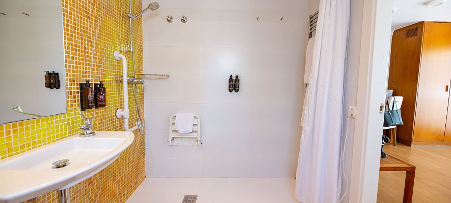 Habitación doble ático adaptada