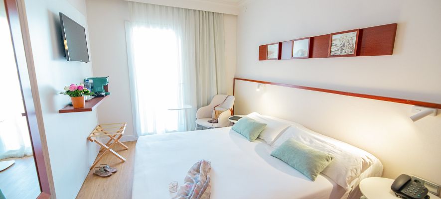 Habitación estándar lateral