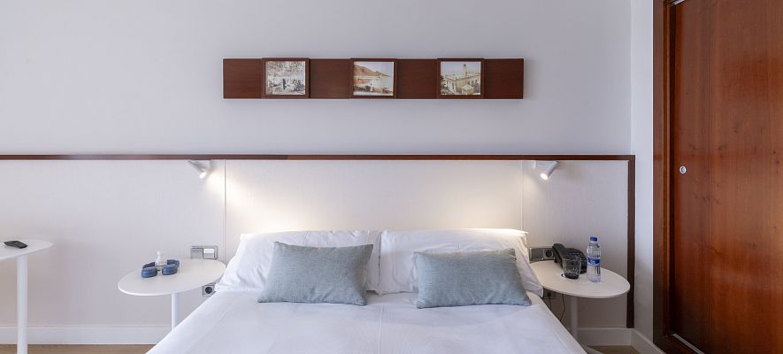 Habitación doble con vista al mar frontal