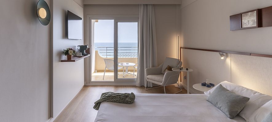 Habitación doble con vista al mar frontal