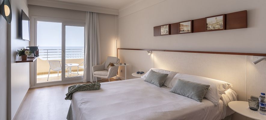 Habitación doble con vista al mar frontal