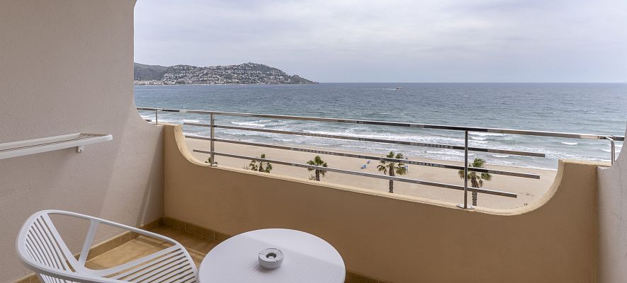 Habitación doble con vista al mar frontal