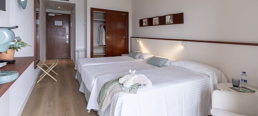 Habitación doble con vista al mar frontal