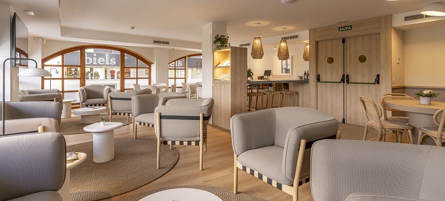 Lounge Bar