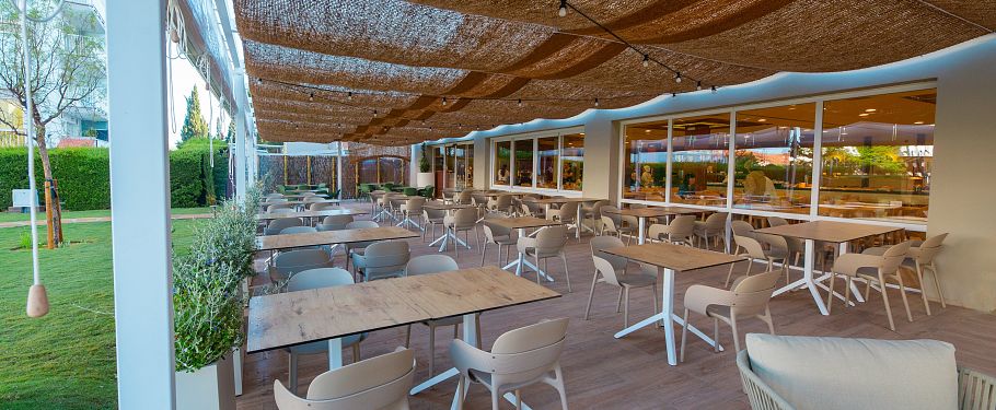 El teu resort familiar amb piscina i animació a Roses