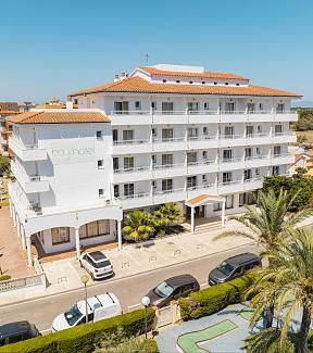Prestige Bay Hotel